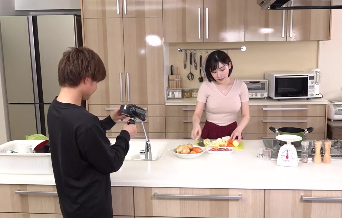 Phim sex Amy Fukada dạy nấu ăn rồi đụ luôn